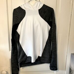 Under Armour Sweatshirt